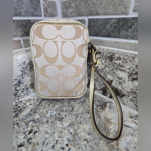 NWOT Coach Wristlet Beige Gold Zippered Front Pocket Embellished Colorful - Picture 4 of 12